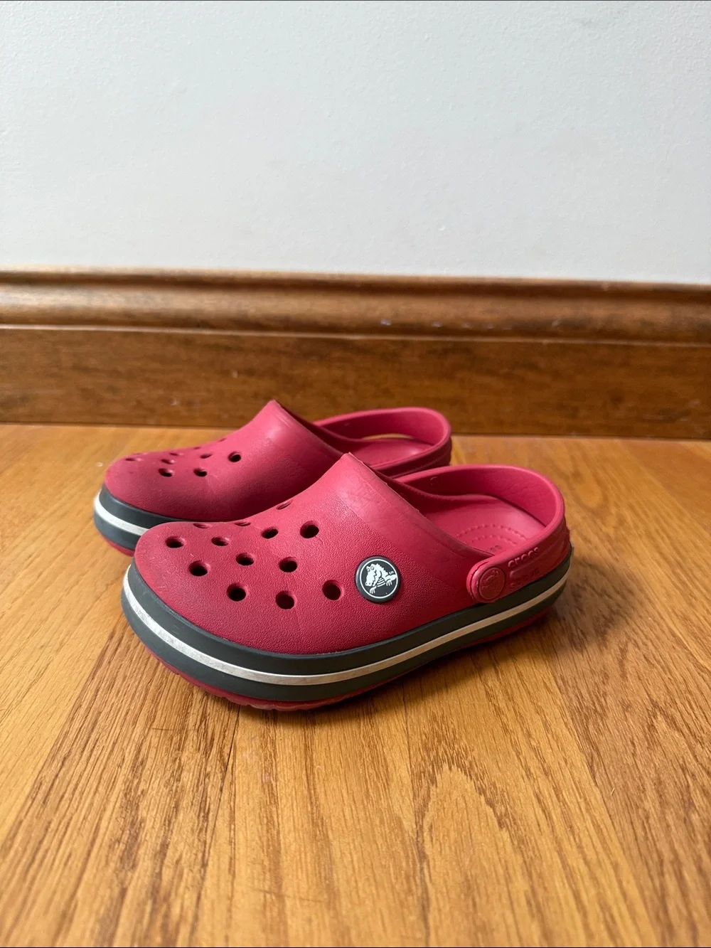 Crocband Red Clogs Kids Unisex Sporty Crocs Size 10